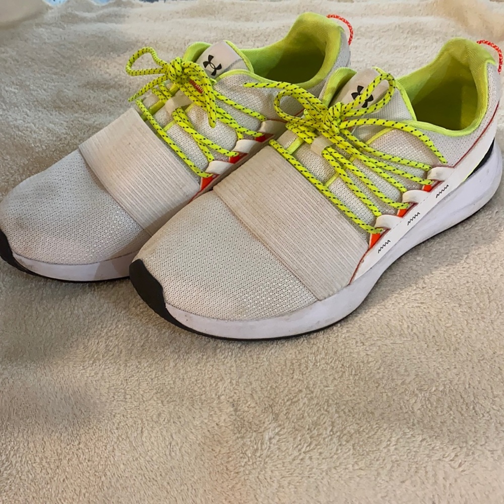 Underarmour sneakers